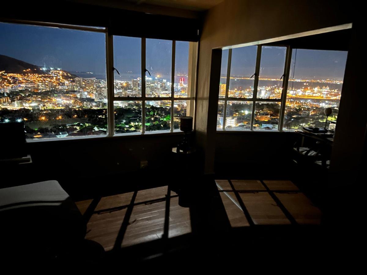 Breathtaking Views, Brand New Renovated Apartment Cidade Do Cabo Exterior foto