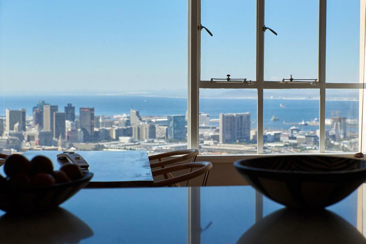 Breathtaking Views, Brand New Renovated Apartment Cidade Do Cabo Exterior foto